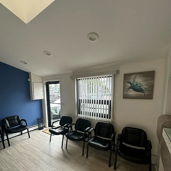 Chiropractic Works Massapequa office