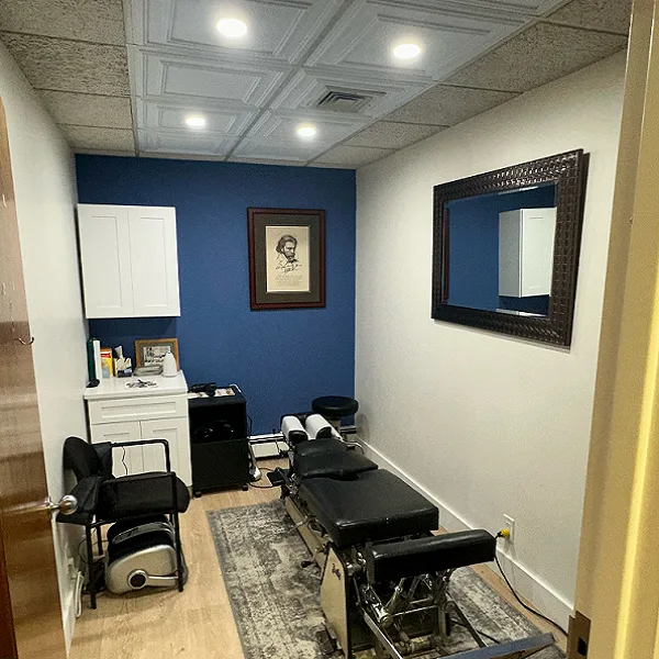 Chiropractic Works Massapequa office