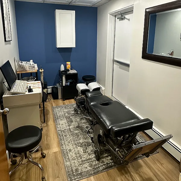 Chiropractic Works Massapequa office